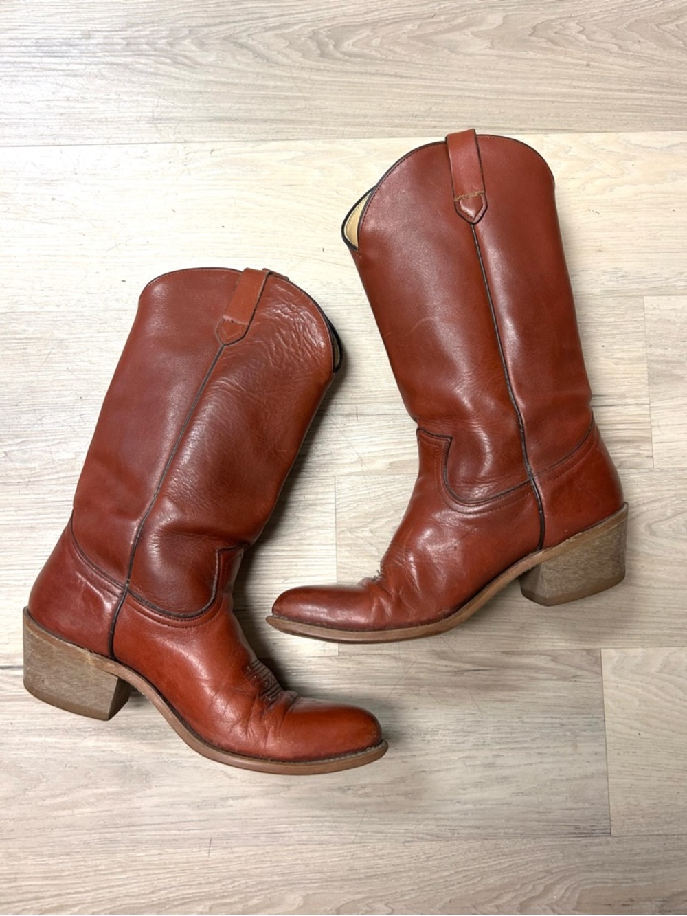 Vintage Frye Boots Women 10.5 Red Pointed Toe 80s Festival USA Western Cowboy - Picture 2 of 16